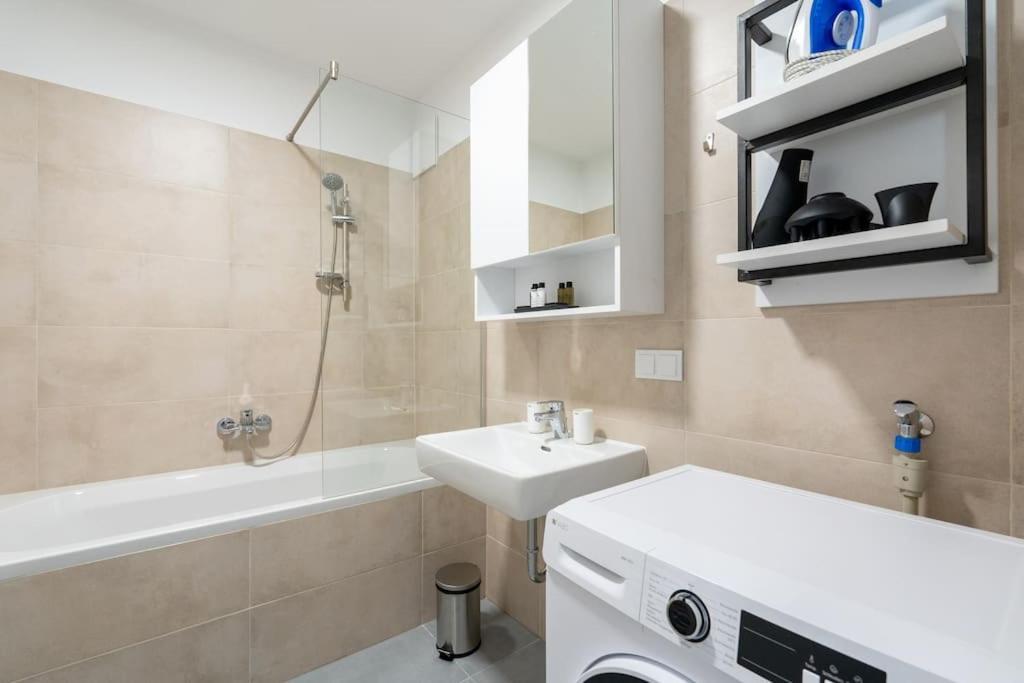 Urban 1Br Retreat, Easy City Link By Hm Wien Exterior foto